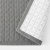 「無印良品 洗いざらしの綿キルティングラグ １４０×１９５ｃｍ グレー 良品計画」の商品サムネイル画像2枚目