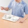 「オオサキメディカル プラスハート使い捨て食事用エプロン ポケット付 透明 60枚 73740 1箱(60枚入)」の商品サムネイル画像2枚目