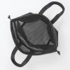 「無印良品 立体メッシュ持ち手付き巾着 黒 Ｍ 約３３×１３×３１ｃｍ 良品計画」の商品サムネイル画像3枚目
