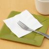 「溝端紙工印刷 カラーナプキン 4つ折り  FSC 2PL4S-24 白無地 1セット（200枚：50枚入×4袋）」の商品サムネイル画像3枚目