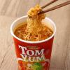 「カルディコーヒーファーム オーバーシーズ ミータイ トムヤムクンヌードル（クリーミー）カップ麺 1個」の商品サムネイル画像2枚目