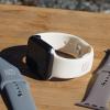 「AppleWatchベルト（シリコン）38/40/41mm対応 アイボリー LAKOLE/ラコレ」の商品サムネイル画像2枚目