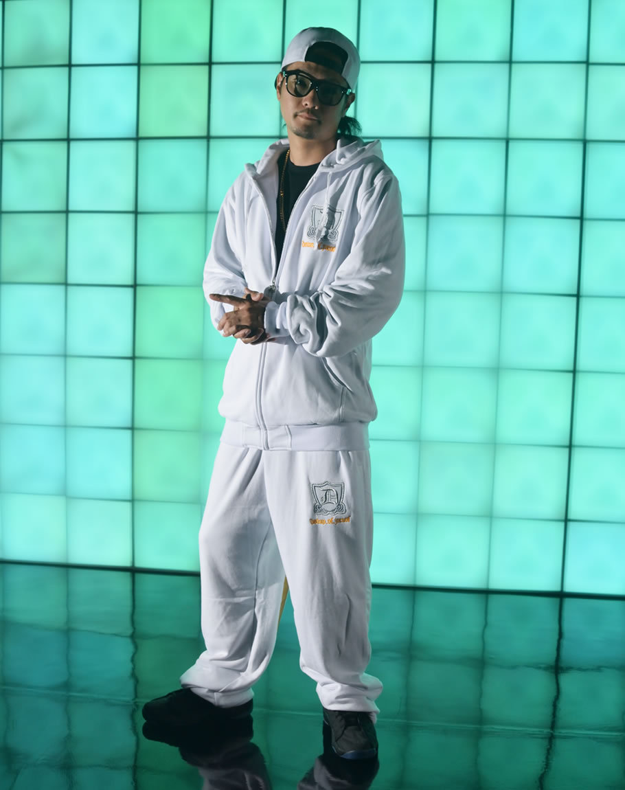 豪華刺繍00s美品 D.O.P ナイロンセットアップ 白 上下B系HIPHOP 豪華刺繍90s オーバーサイズホワイトセットアップ上下 B系HIPHOP