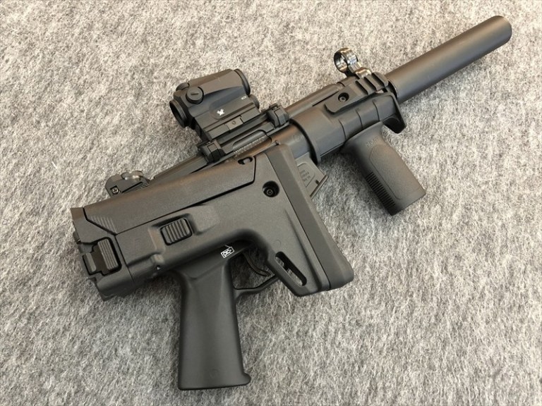 状態良好。ほぼ未使用。動作確認のみ。ＭＰ５ VFC製電動ガン MP5 ZD用【ACRストック+ストックアダプター