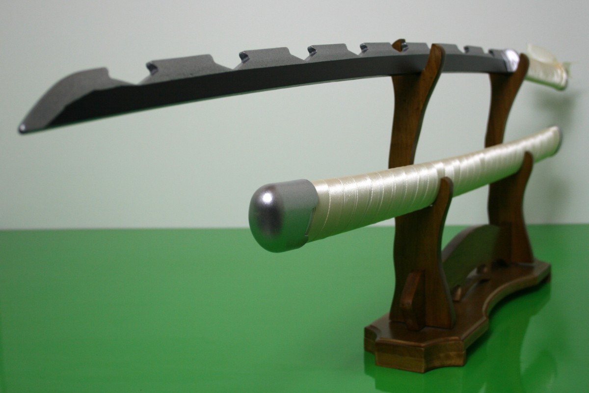 国内発送 模造刀 木製 日輪刀 きめつのやいば 嘴平伊之助 はし