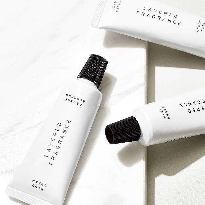 お見舞い 公式 レイヤードフレグランス ハンドクリーム 保湿 Layered Fragrance ギフト ユニセックス 香水 ボディクリーム メンズ香水