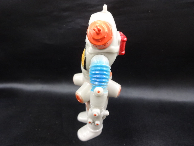 ブルマァク ウルトラマン キングジョー ソフビ 人形 バンダイ 真