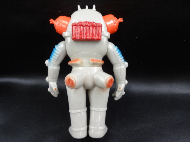 ブルマァク ウルトラマン キングジョー ソフビ 人形 バンダイ 真